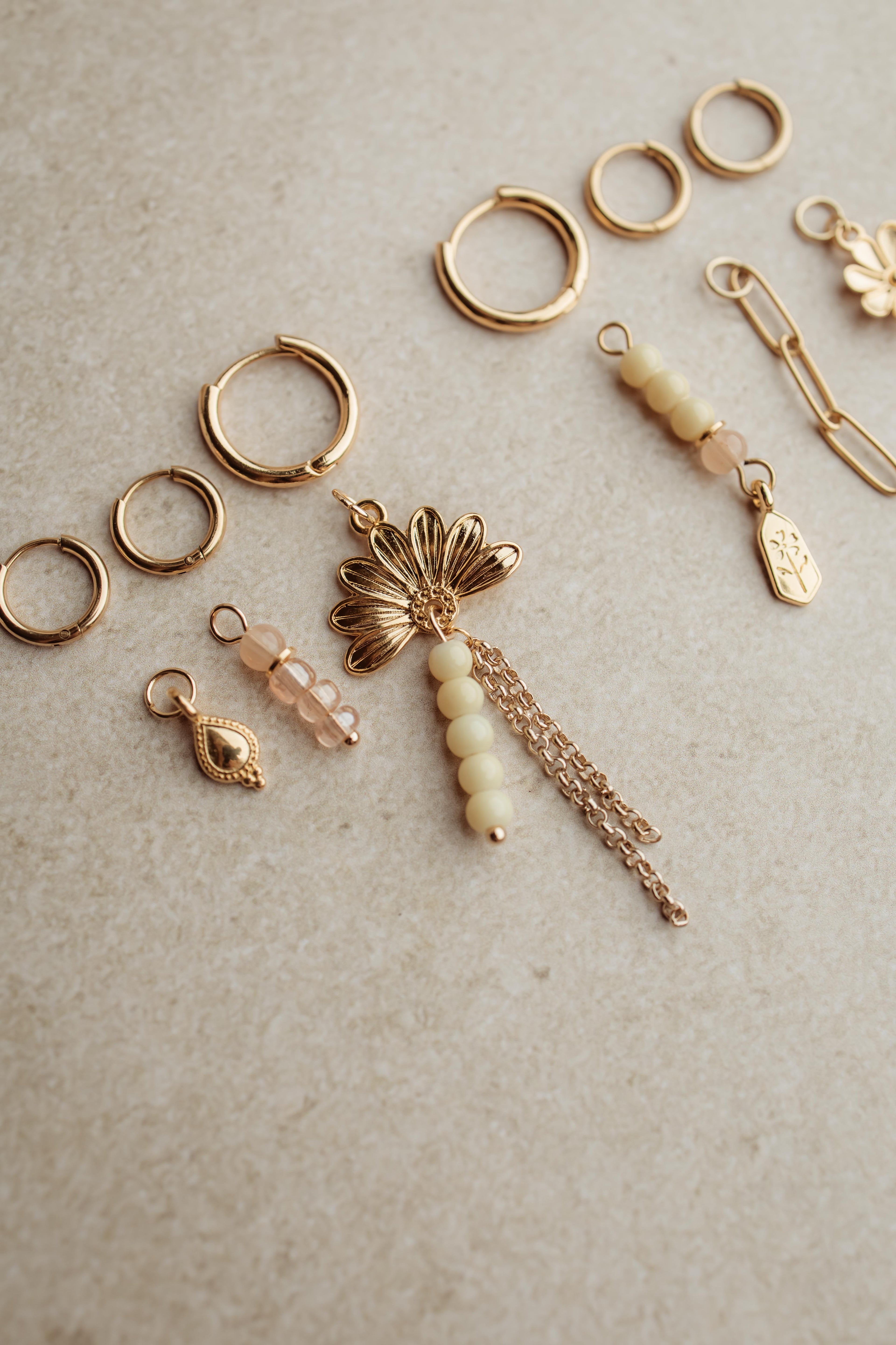 Mix & match oorringen in stainless steel, collectie PURE // ONE