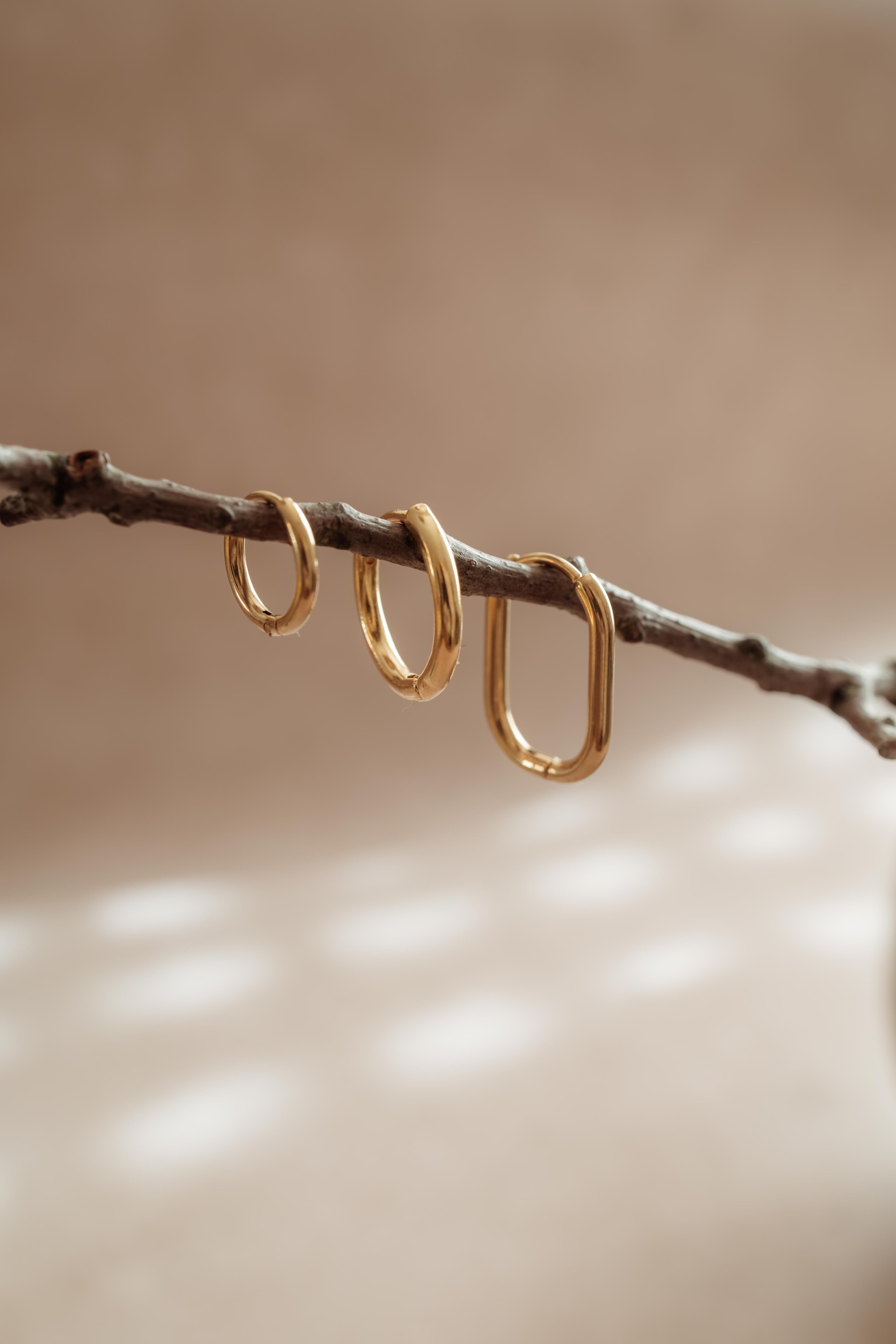 Oorringen, minimalistisch design – Pure Black Styling