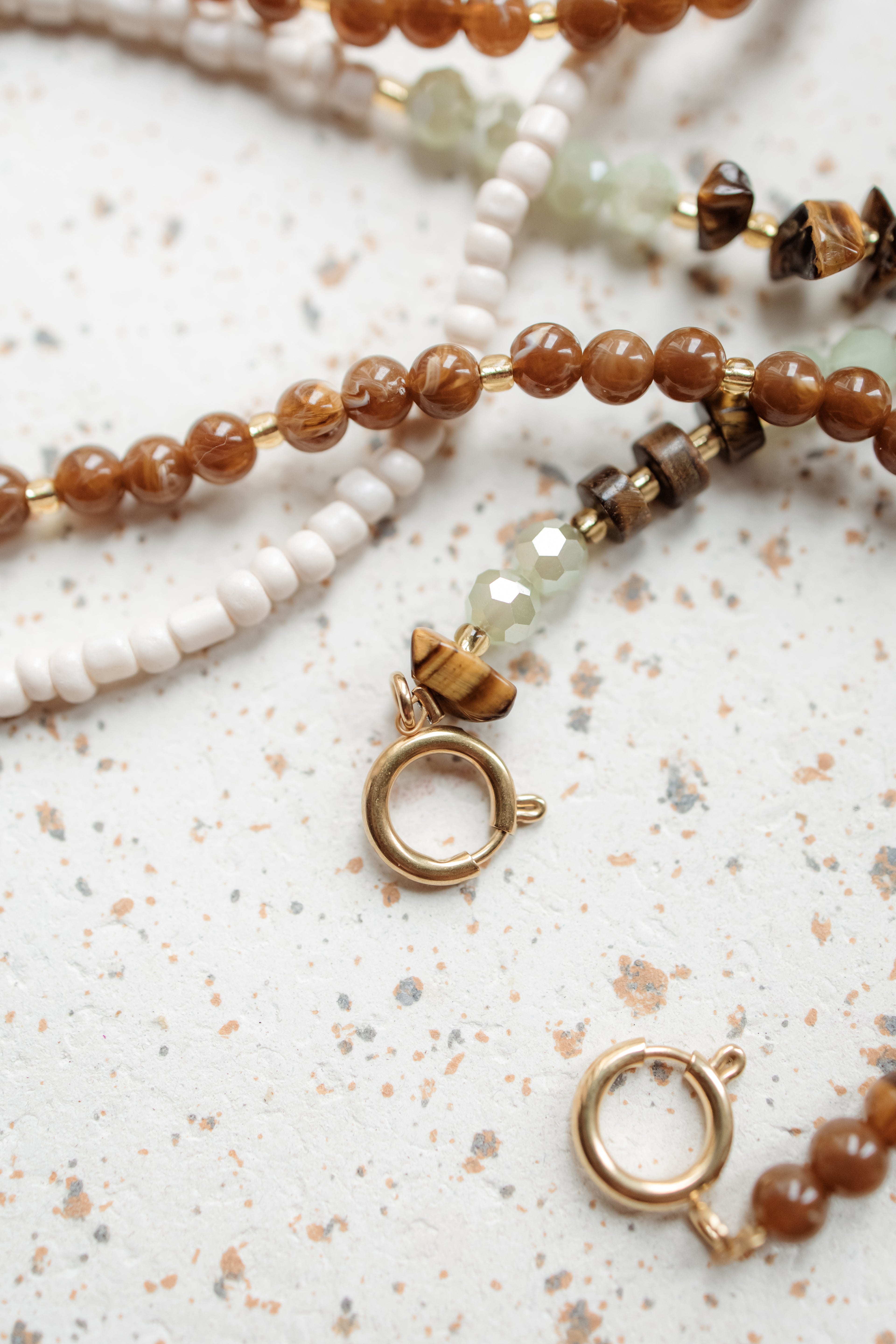 Necklace rustic olive