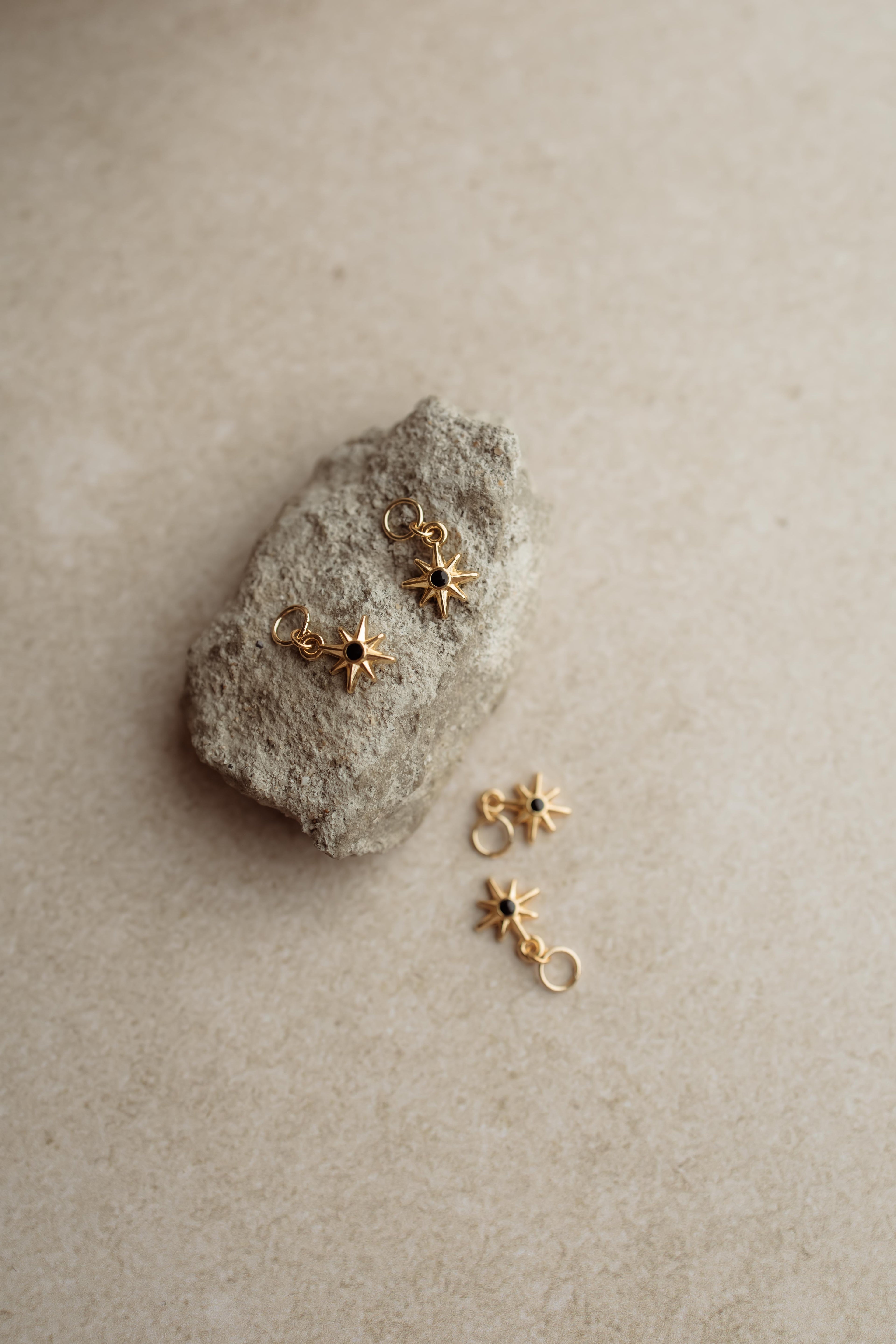 Charm golden star
