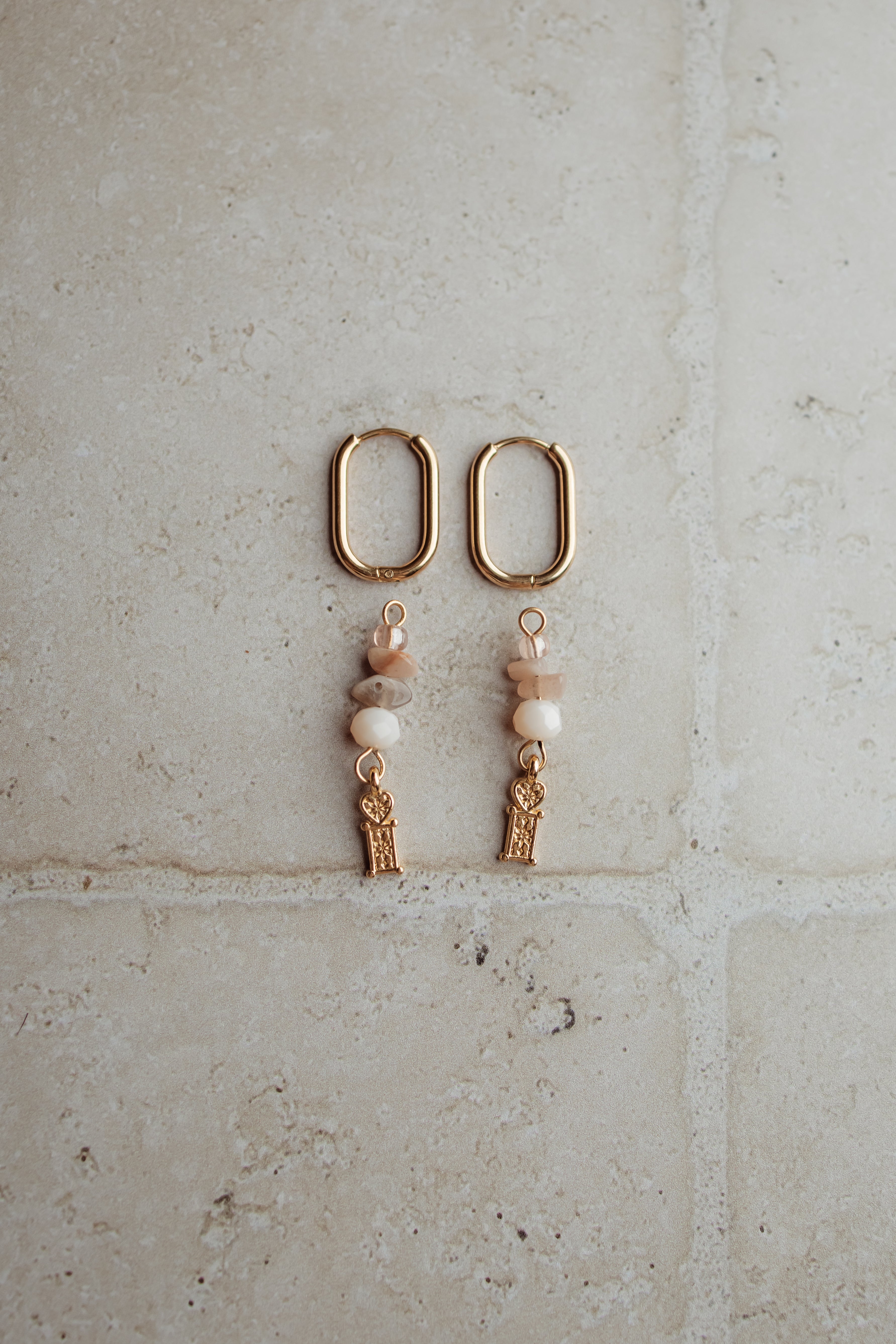 Charm soft gold