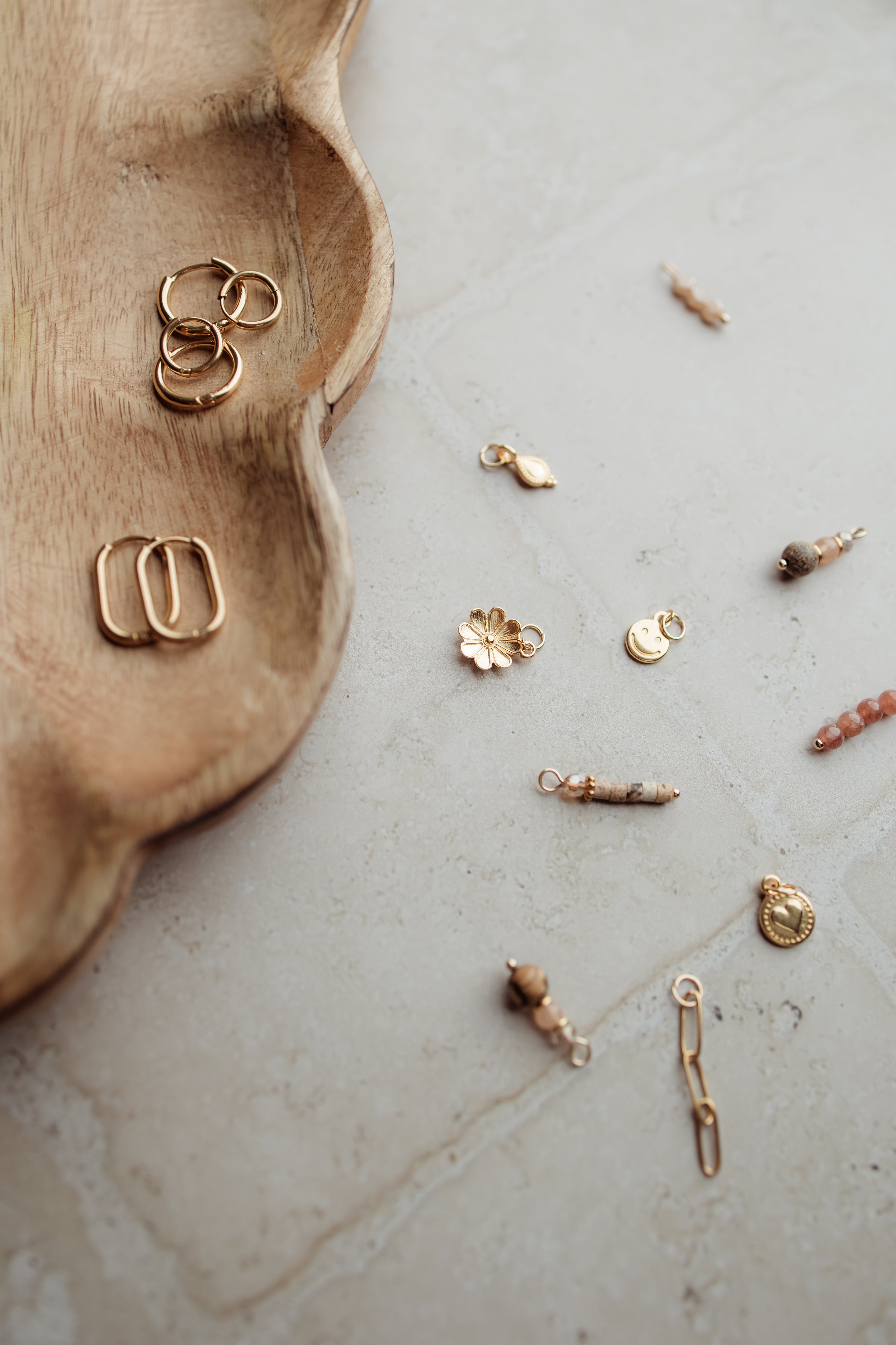 Charm golden drop