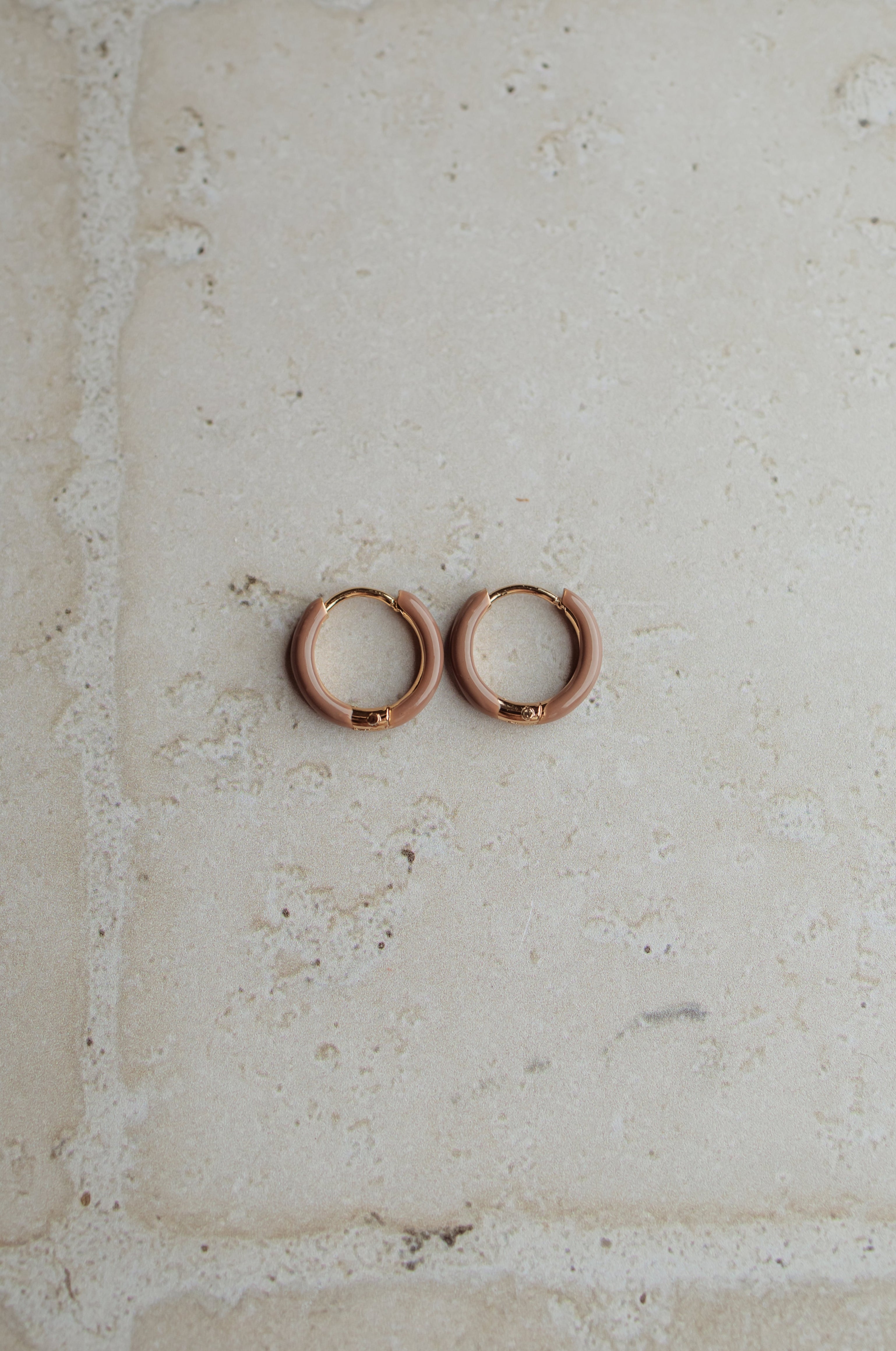 Earring brown 14mm