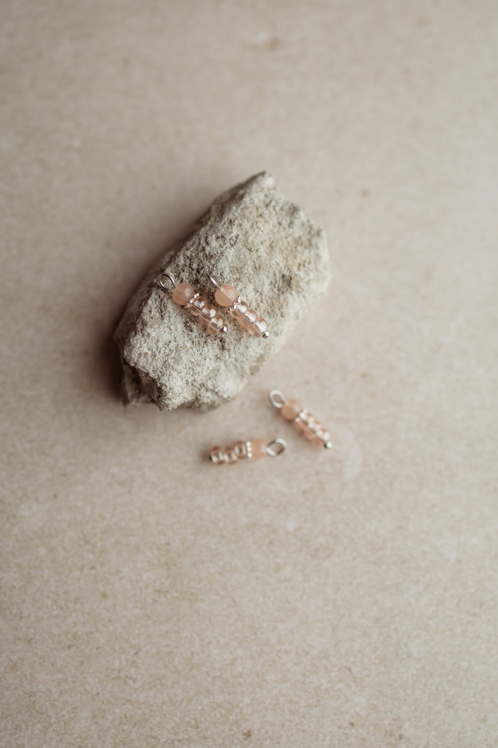 Charm light pink beads Silver