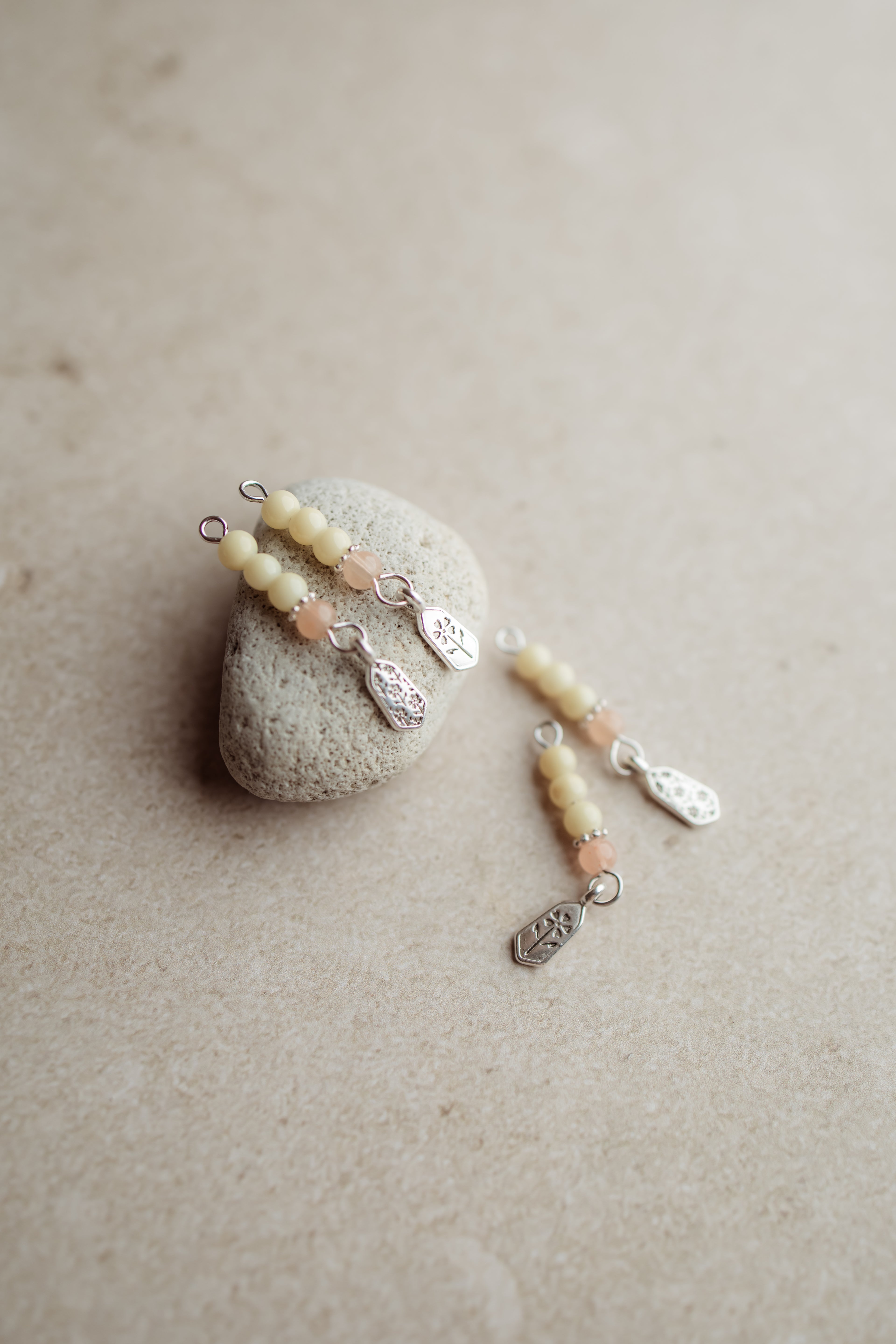 Charm warm yellow Silver