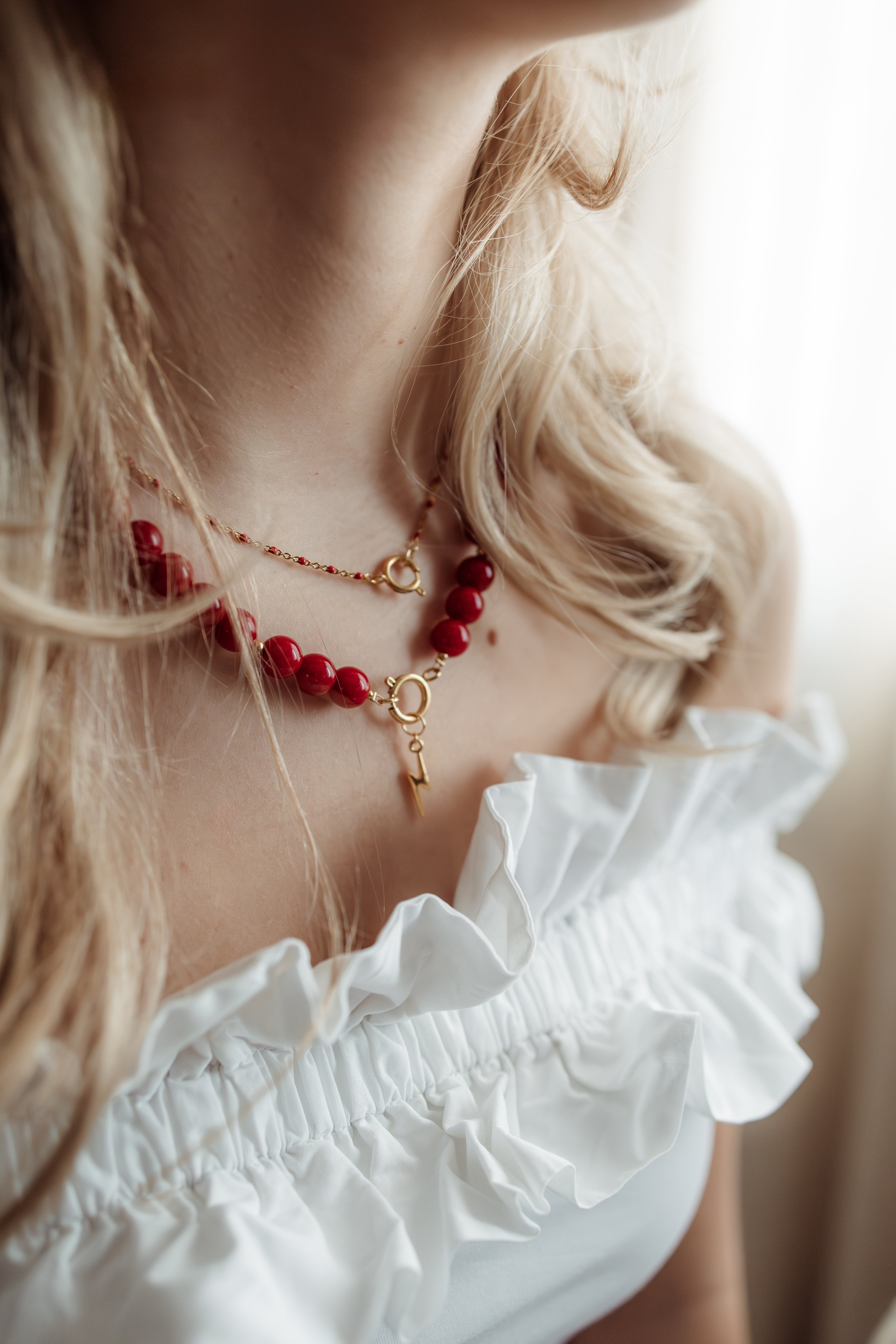 Necklace bold & brave red