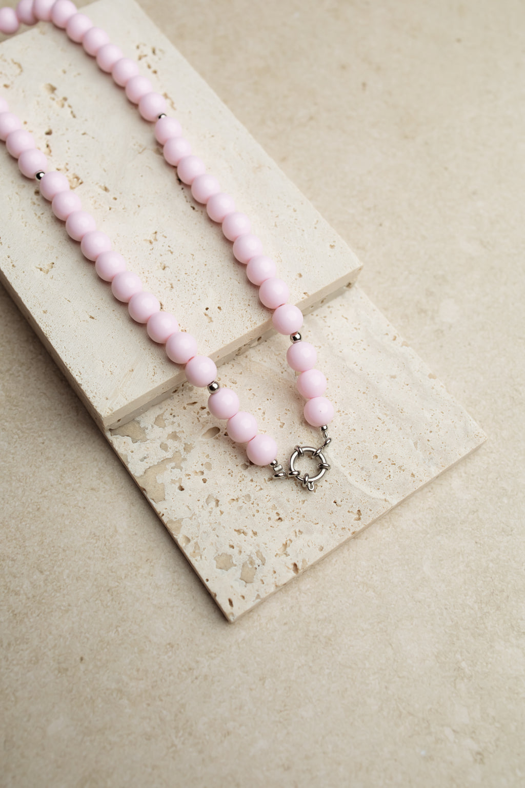 Necklace bold & brave lightpink