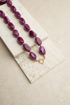 Necklace bold stone burgundy