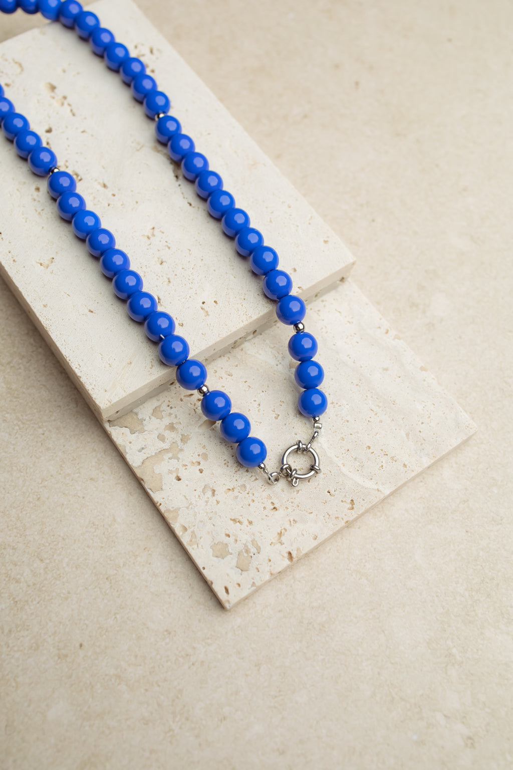Necklace bold & brave blue