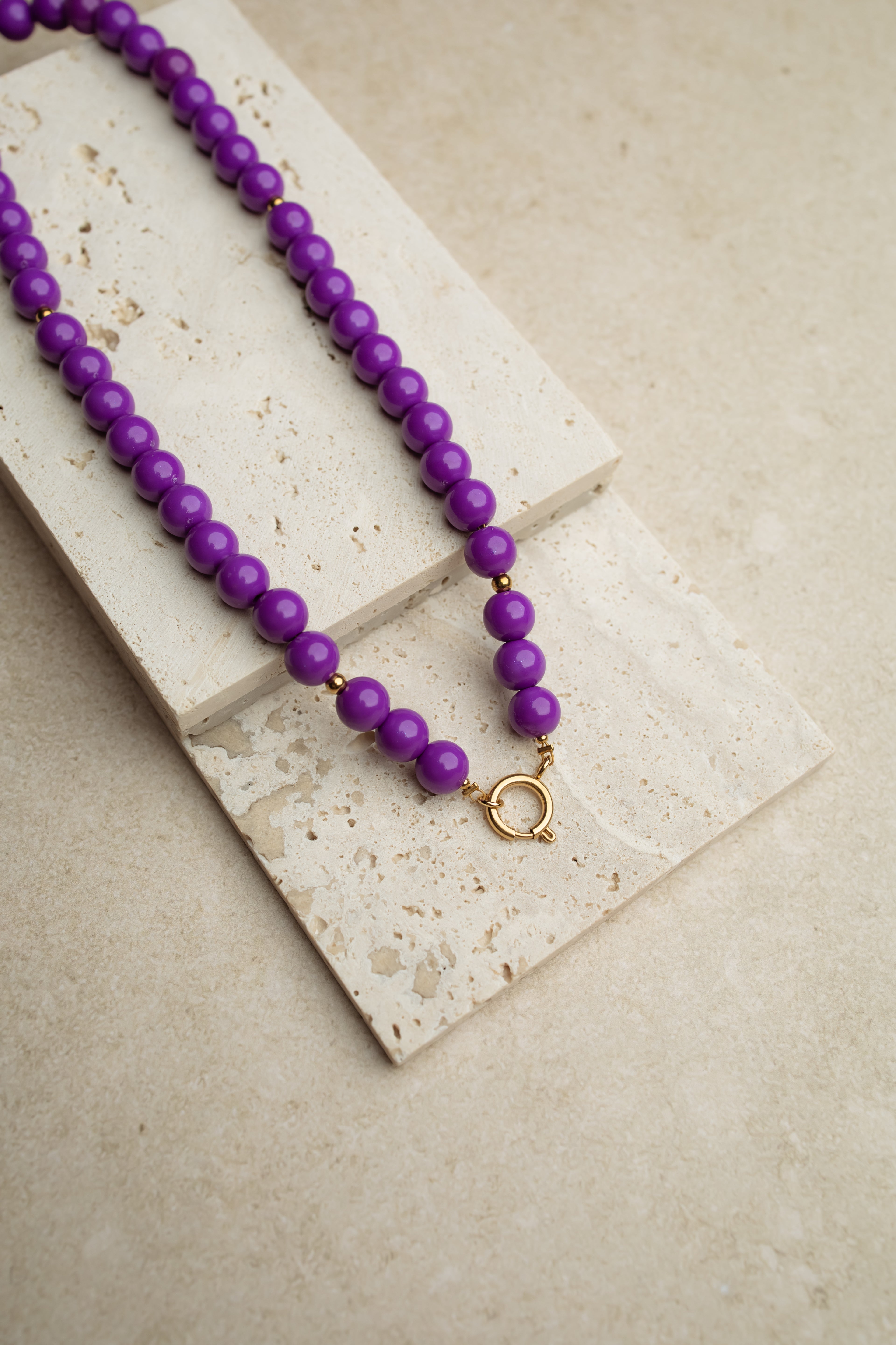 Necklace bold & brave purple