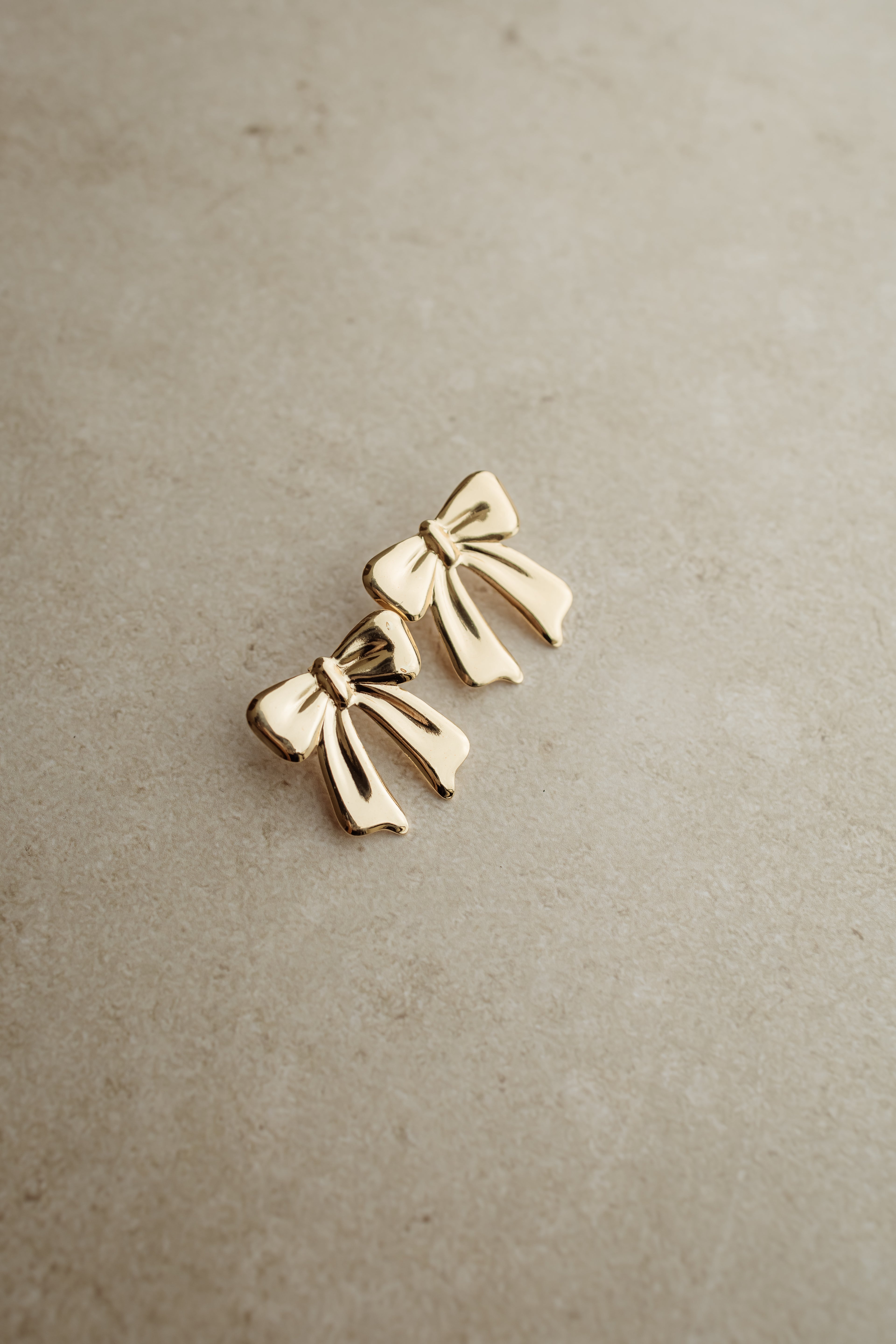 Earrings Bold Bow
