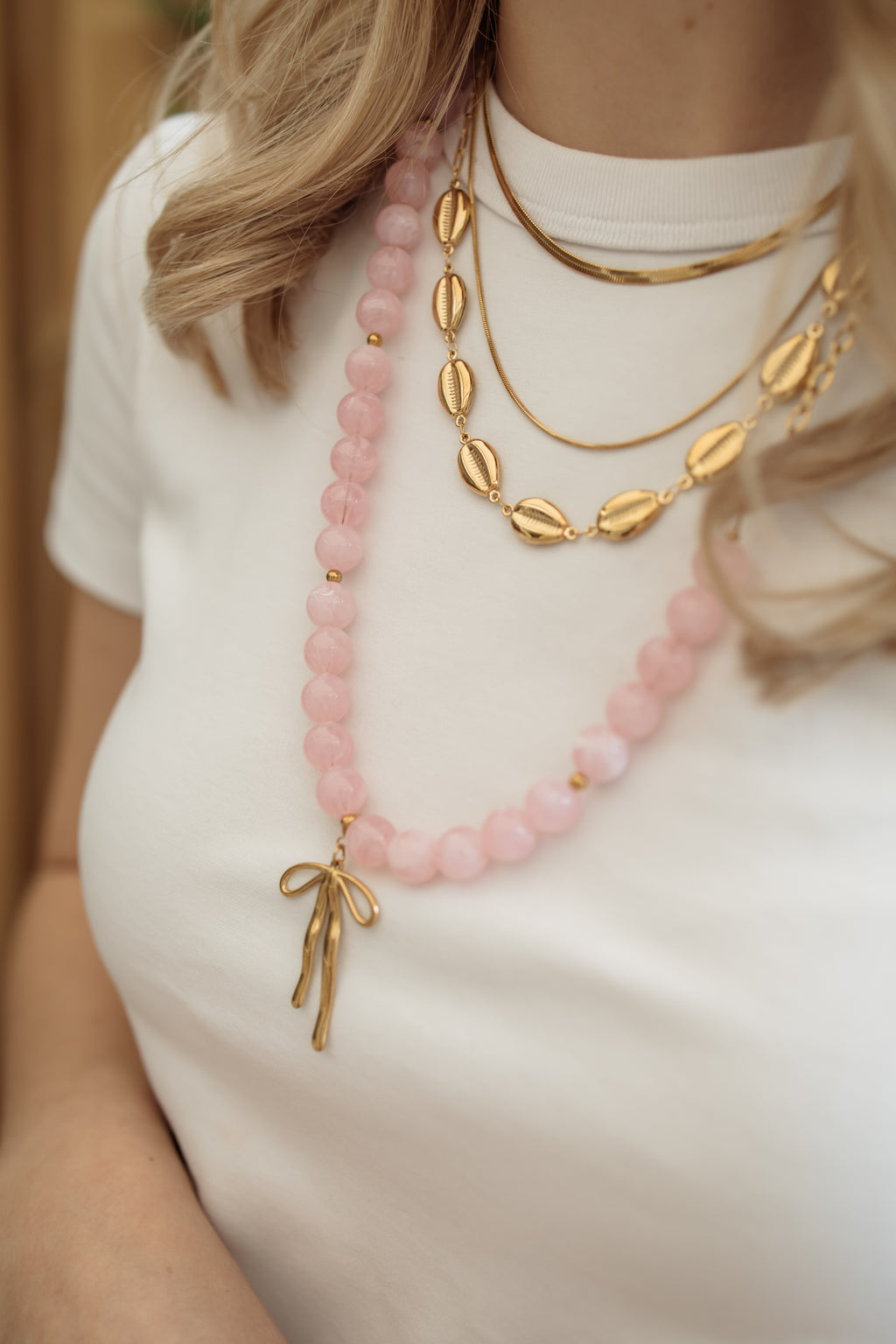 Necklace beachy shells
