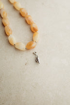 Necklace bold stone butteryellow