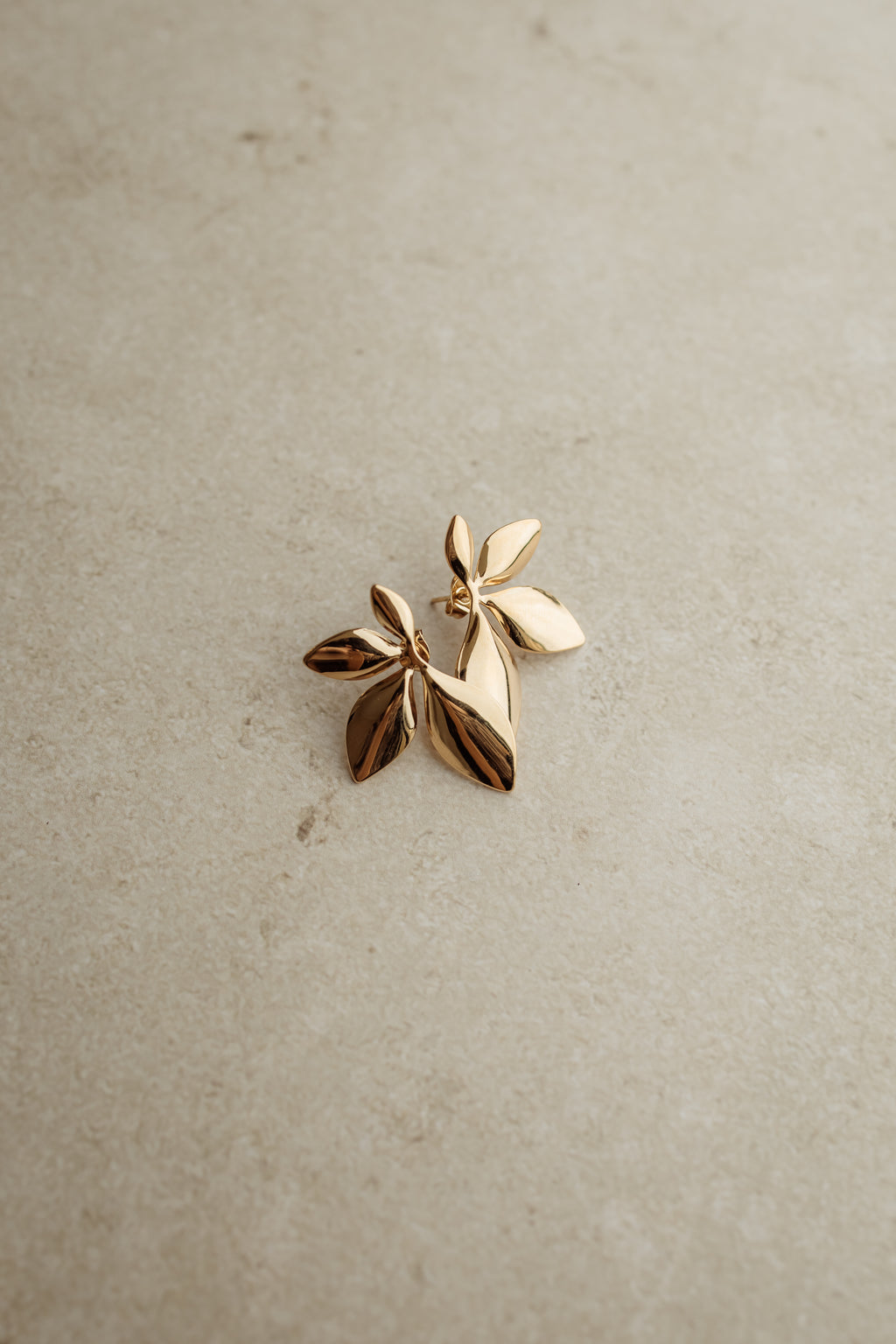 Earrings Bold Leaves