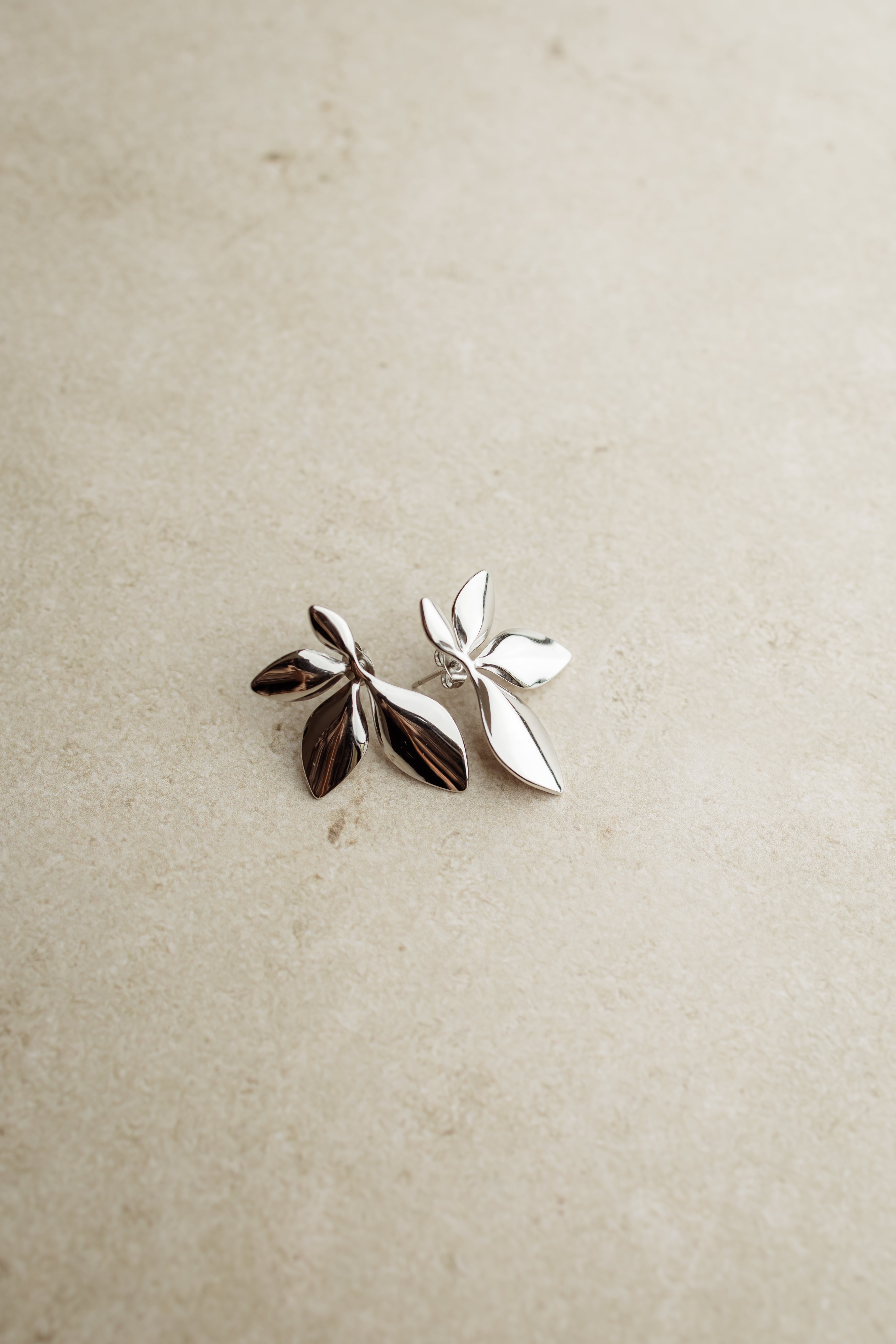 Earrings Bold Leaves