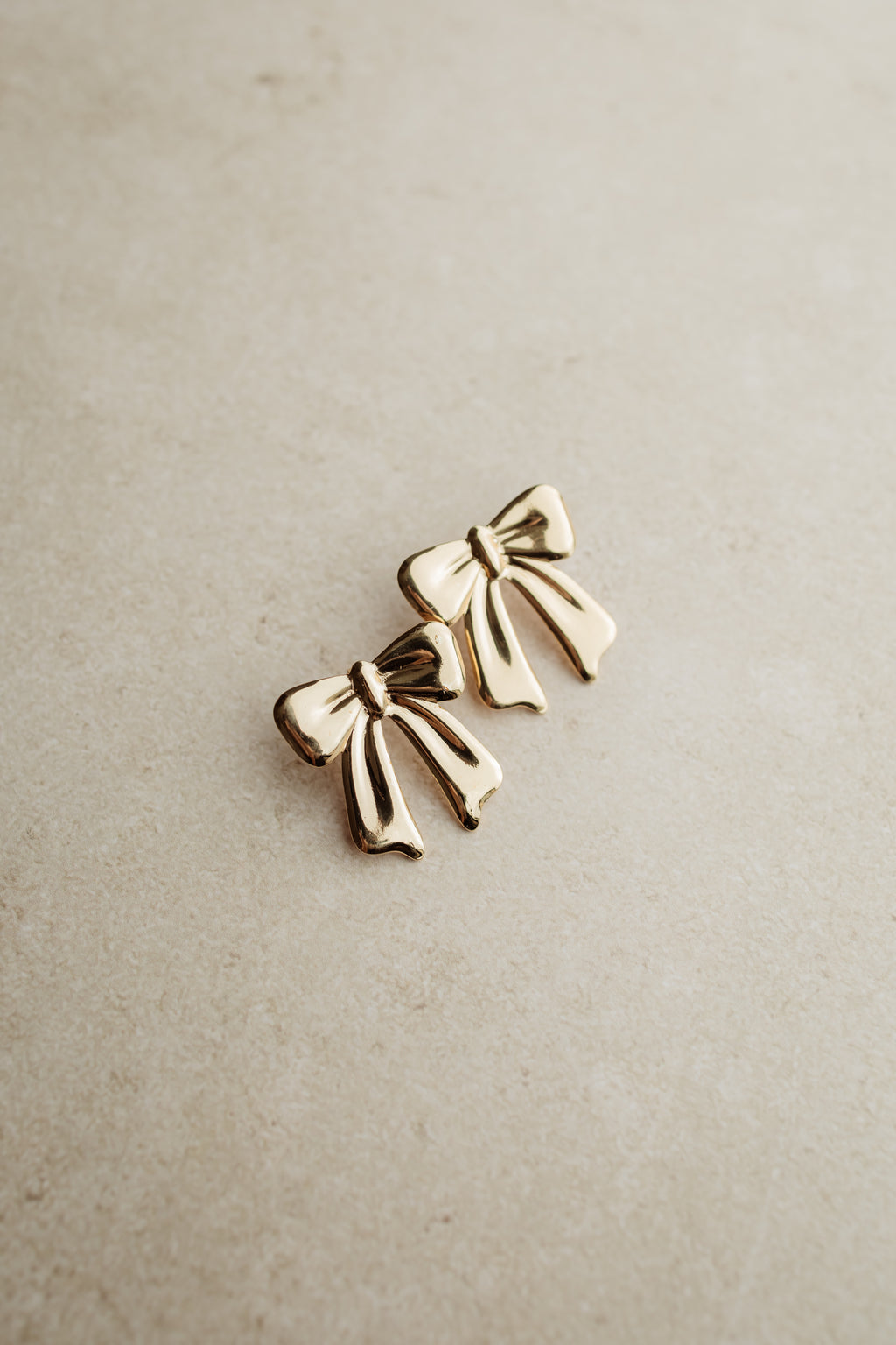 Earrings Bold Bow