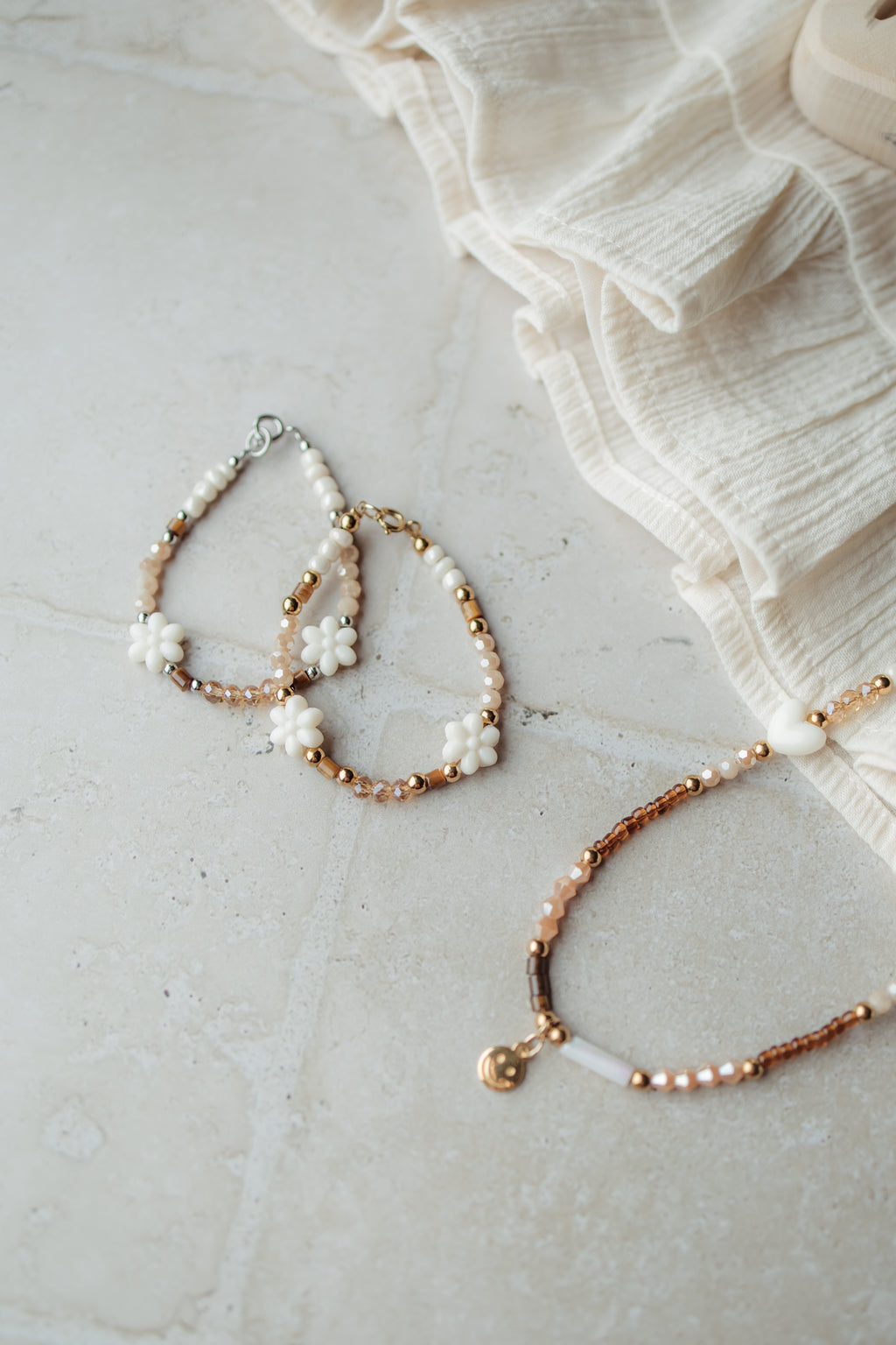 Kids bracelet floral brown