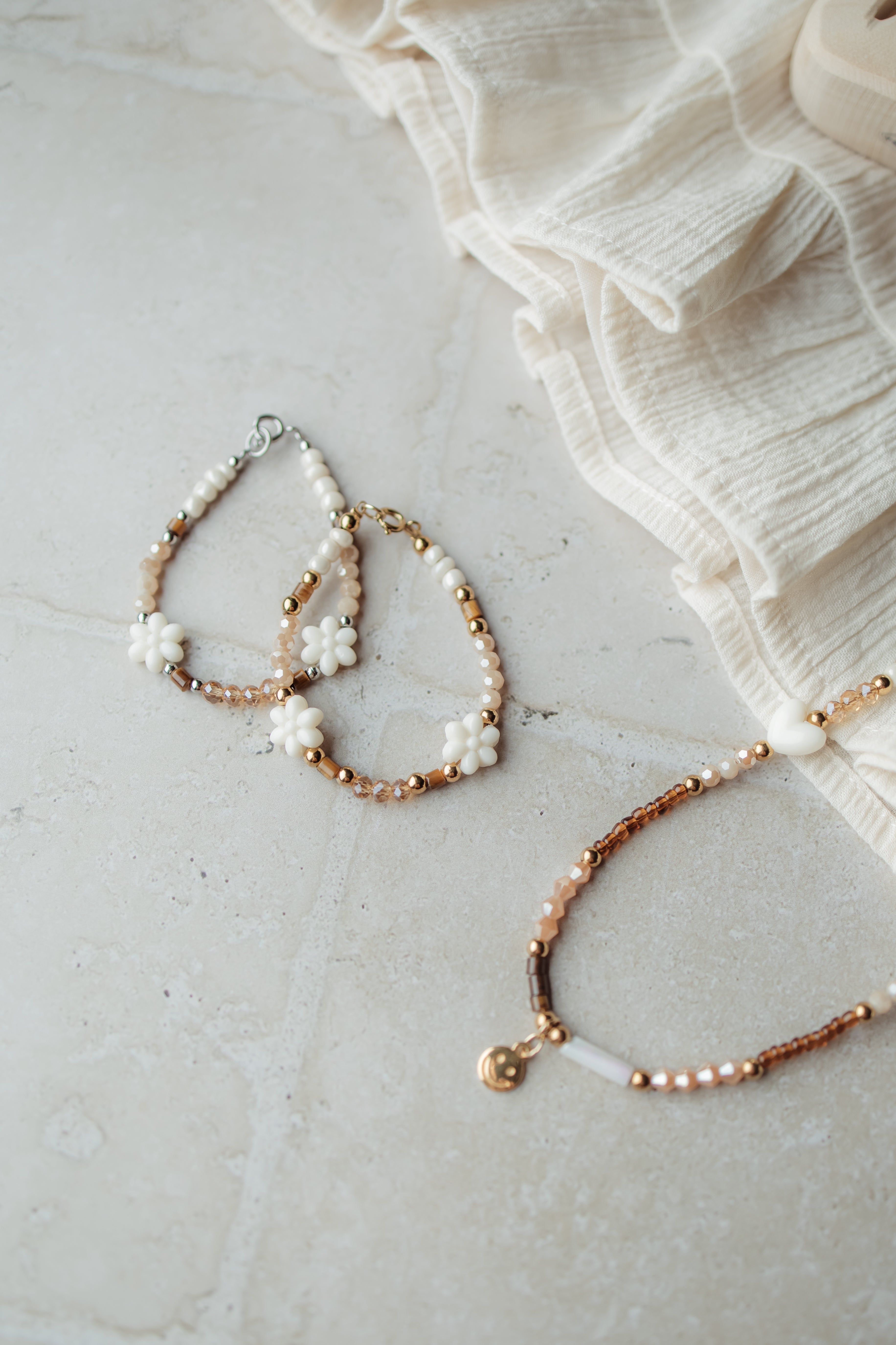 Kids bracelet floral brown