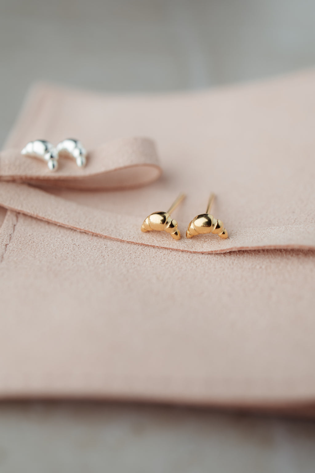 Earrings lovely croissants