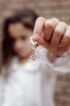 Little daisy charm